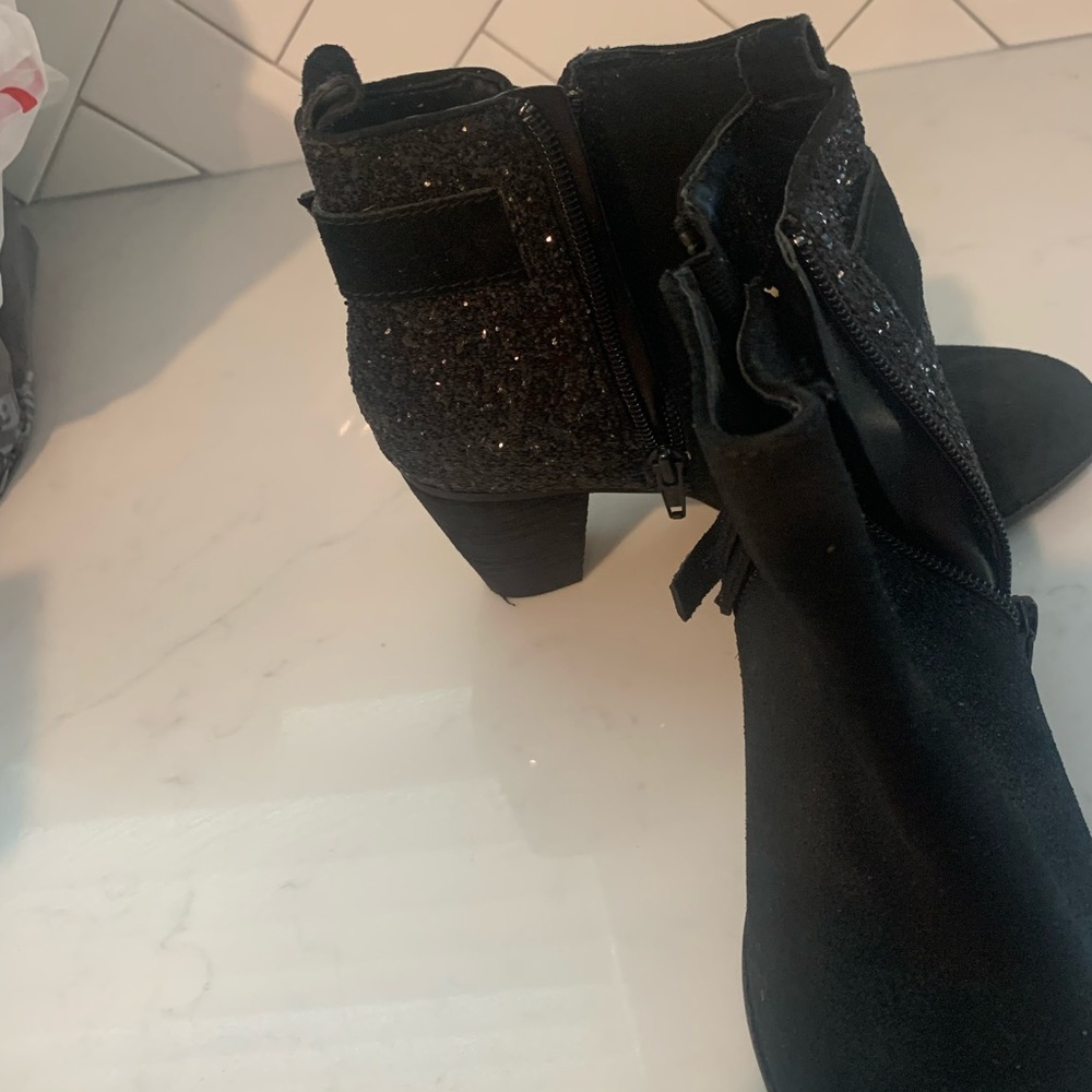 Black suede 3 inc bootie size 6